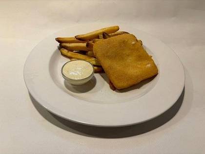 5) Smažený sýr, bramborové hranolky, tatarská omáčka (1,3,7)