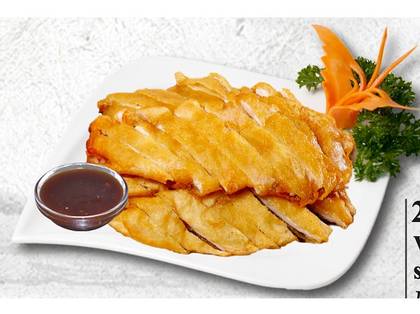 Fragrant Crispy Chicken with Peking Sauce