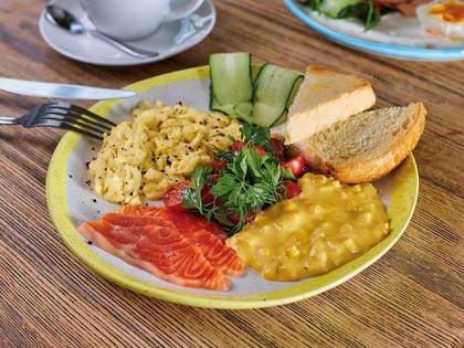 Scrambled Eggs with Salmon, Corn, and Cheddar Cheese