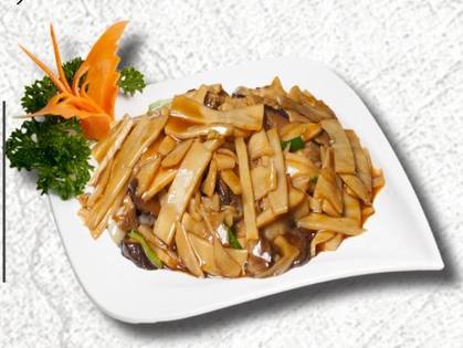 Fried Bamboo Shoots with Mushrooms