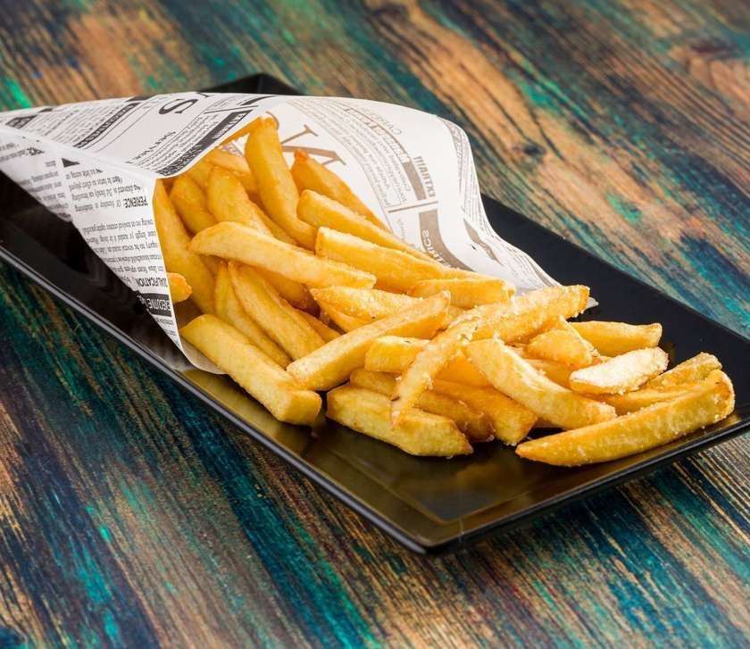 Cartofi prăjiți cu ierburi și parmezan cu usturoi