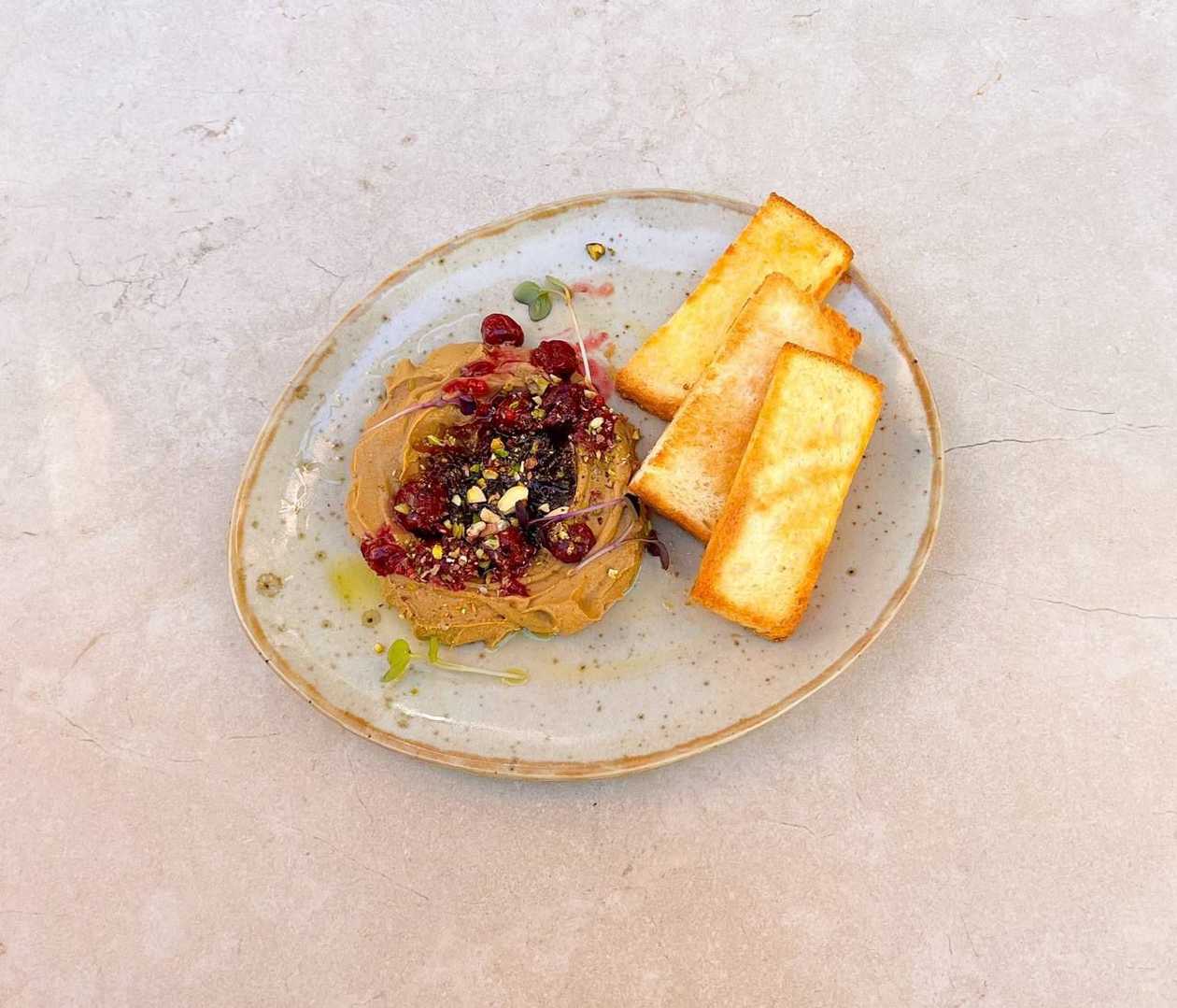 🇫🇷Курячий паштет на бріоші з цибулевим конфітюром