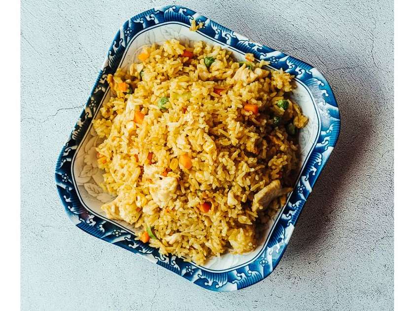 Curry Fried Rice with Chicken
