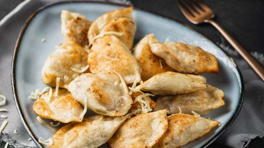 15 pieces of fried meat dumplings