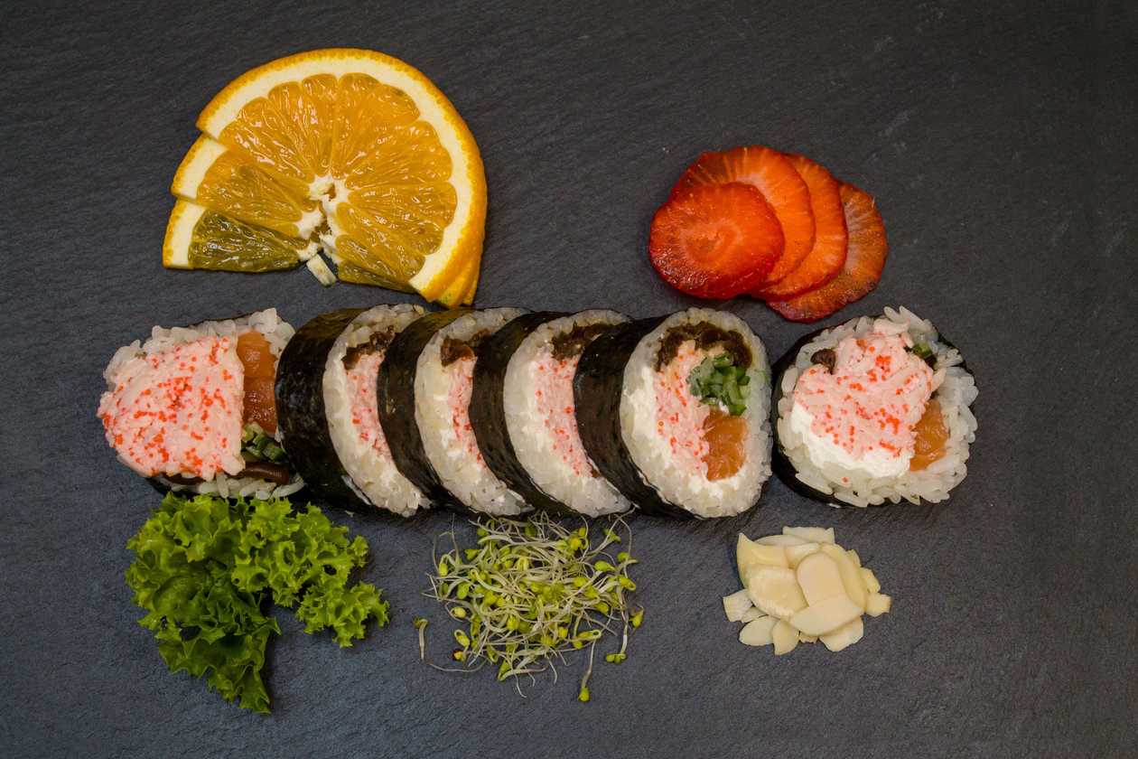 Futomaki ŁOSOŚ & KRAB | 6 szt