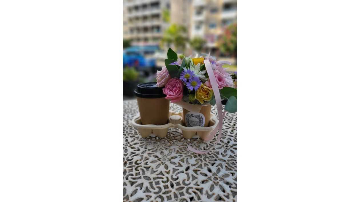Copy of MIX flower bouquet with Coffee Americano