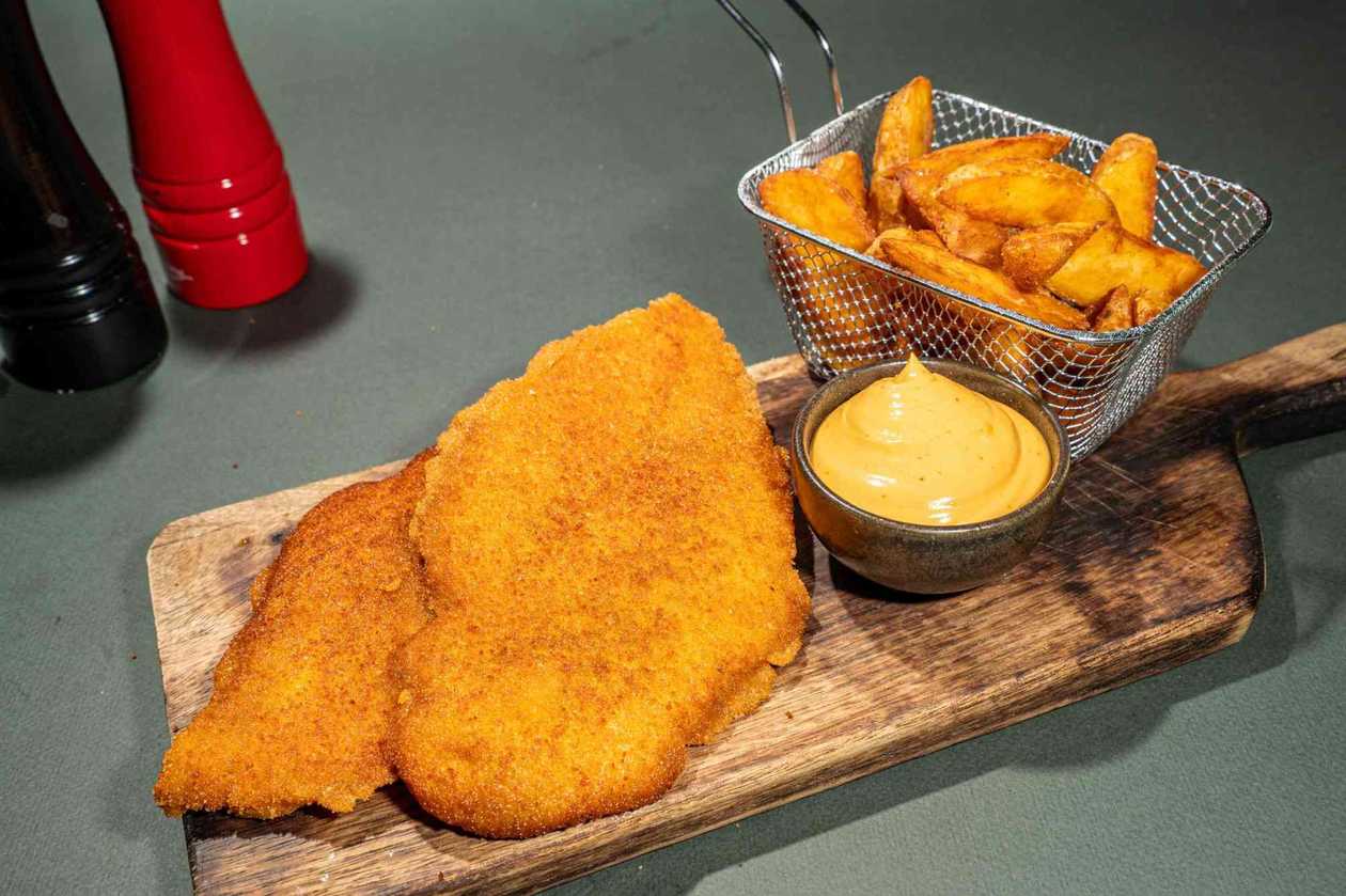 C&C Meniu Șnițel de Pui