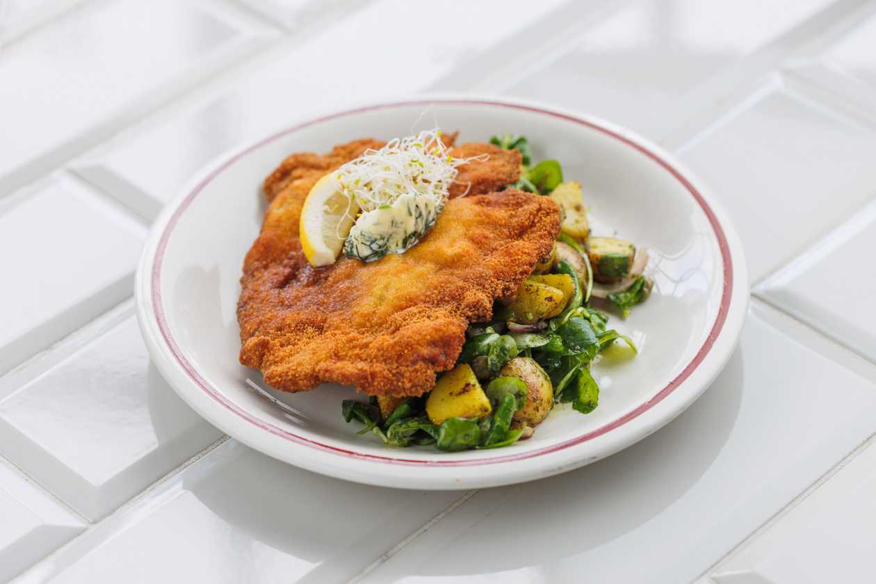 Schnitzel & warm potato salad