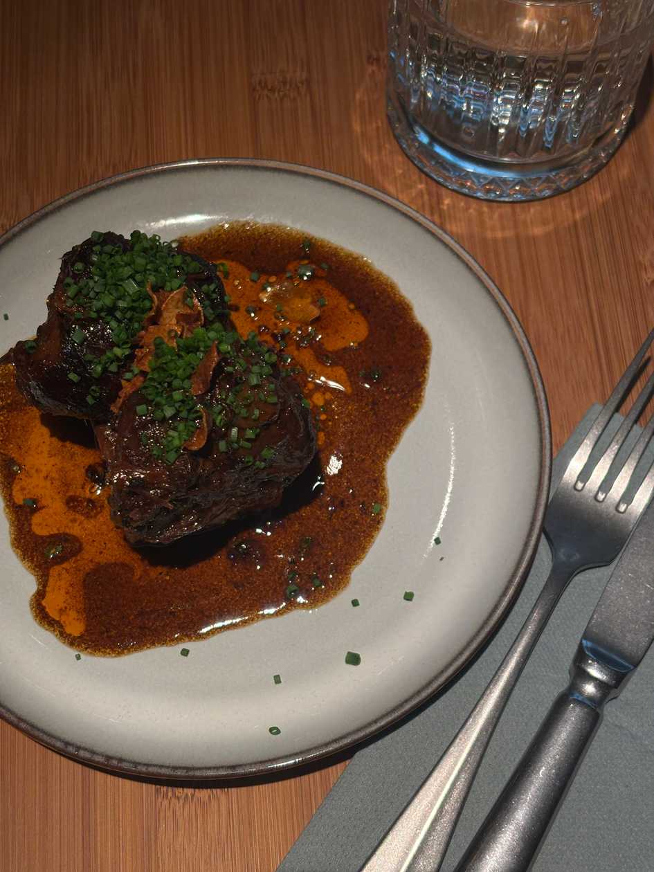 SLOW COOKED PORK CHEEK