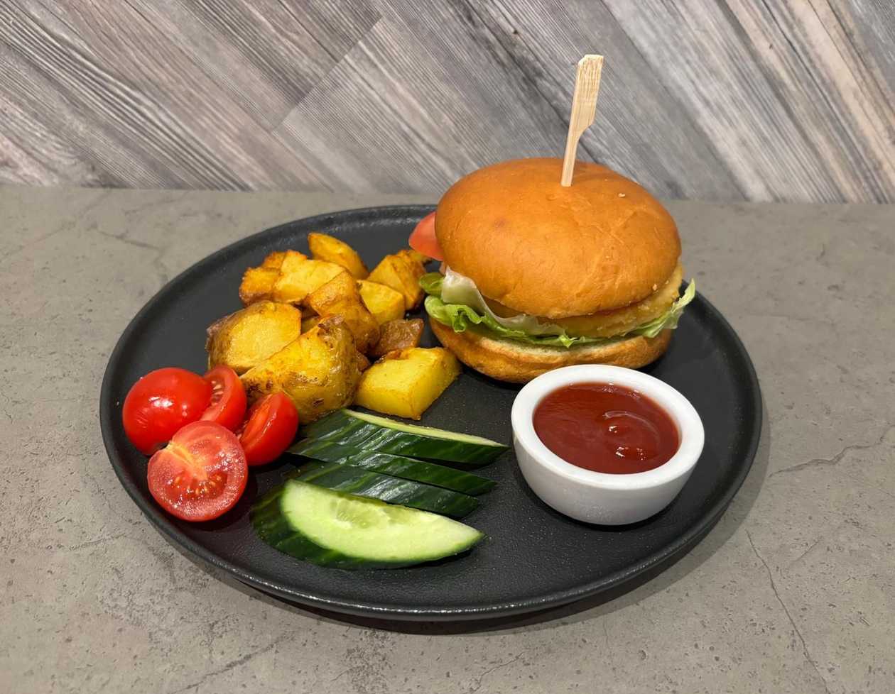 Vegan Chicken Burger for Kids with Ketchup and Potato Wedges