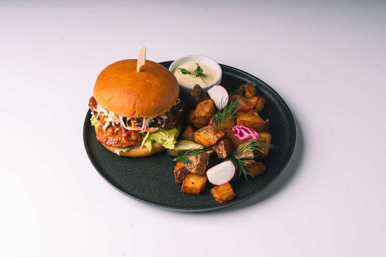 BBQ Soy Shaslik Burger