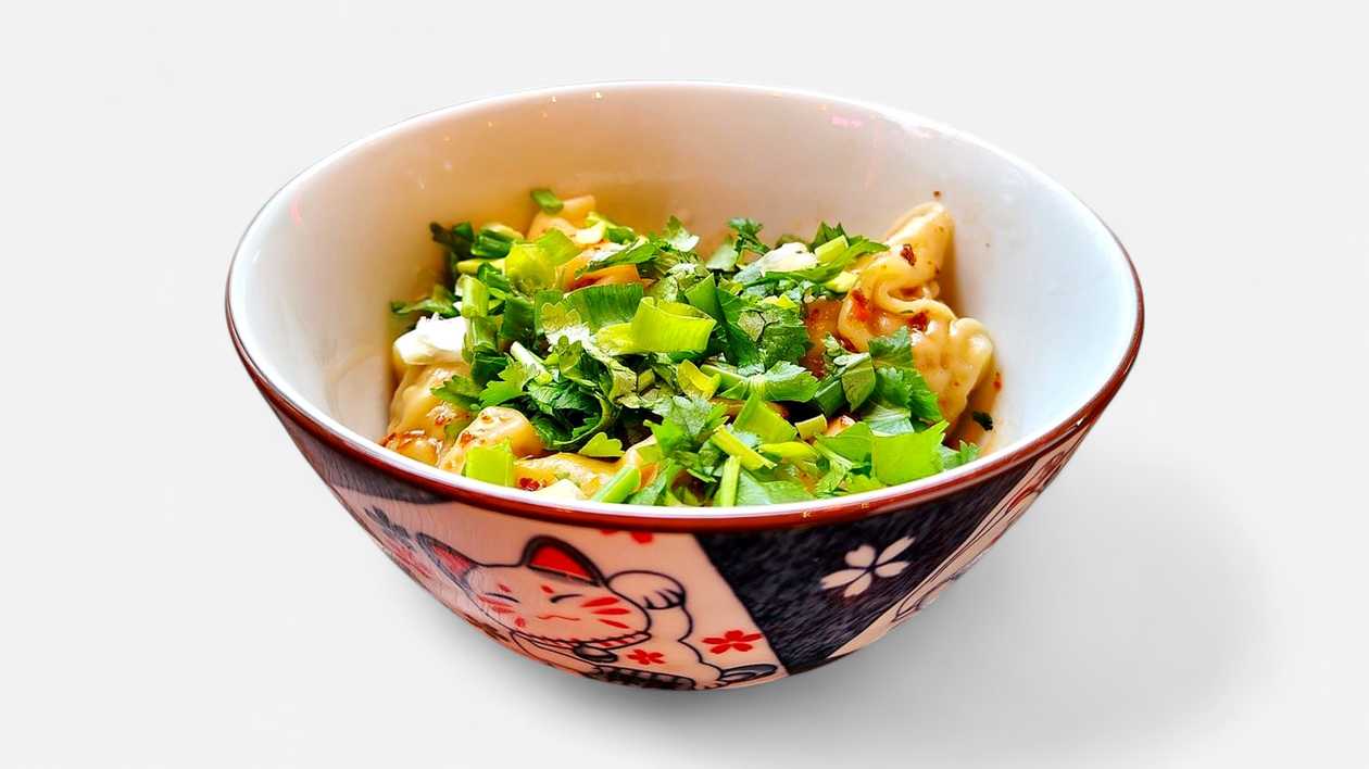 Pierogi WonTon w Sosie 8 szt.