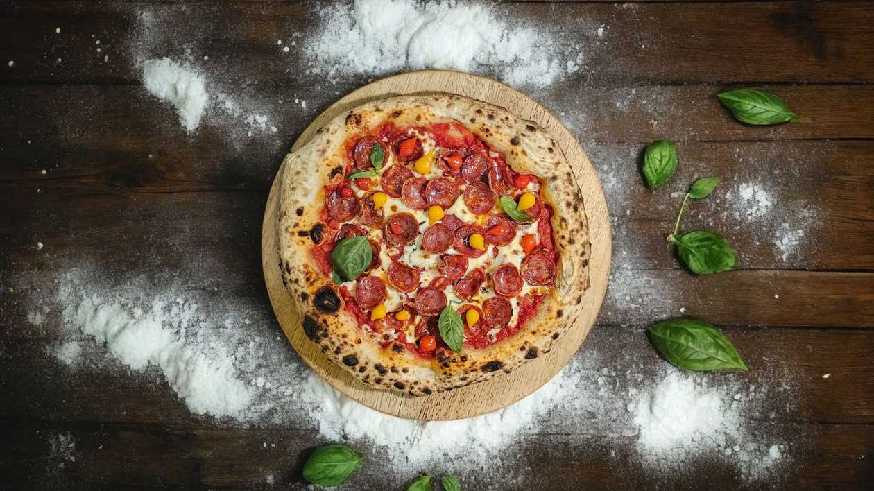 Pepperoni Piccante (lightly spicy)