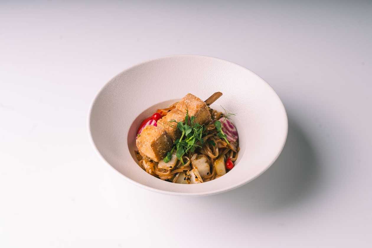 Wok with Vegetables and Crispy Tofu