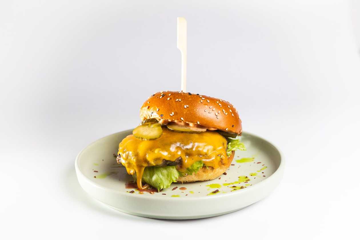 Old School Cheeseburger