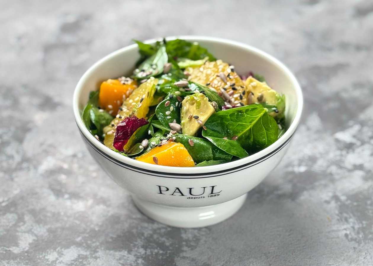 Morning green salad (with mango)