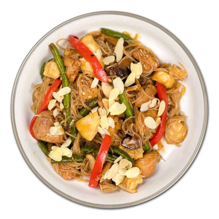 Скляна локшина "Пад-тай" з куркою