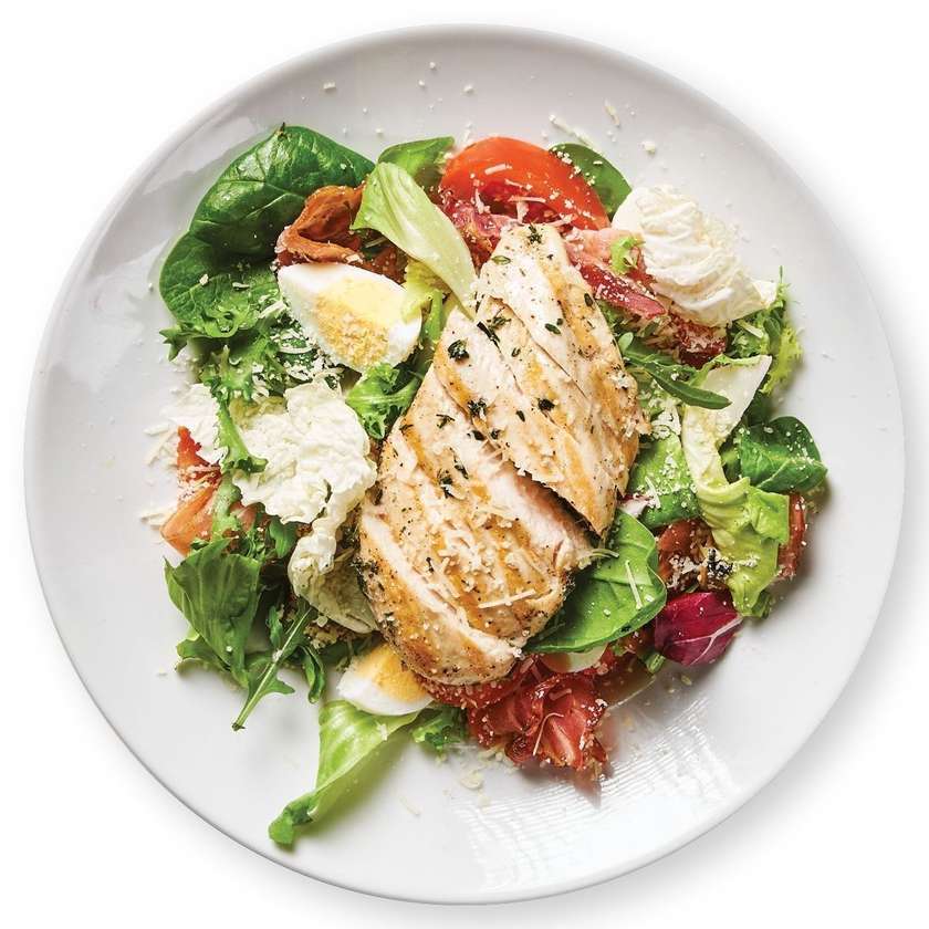 Lithuanian Caesar with chicken