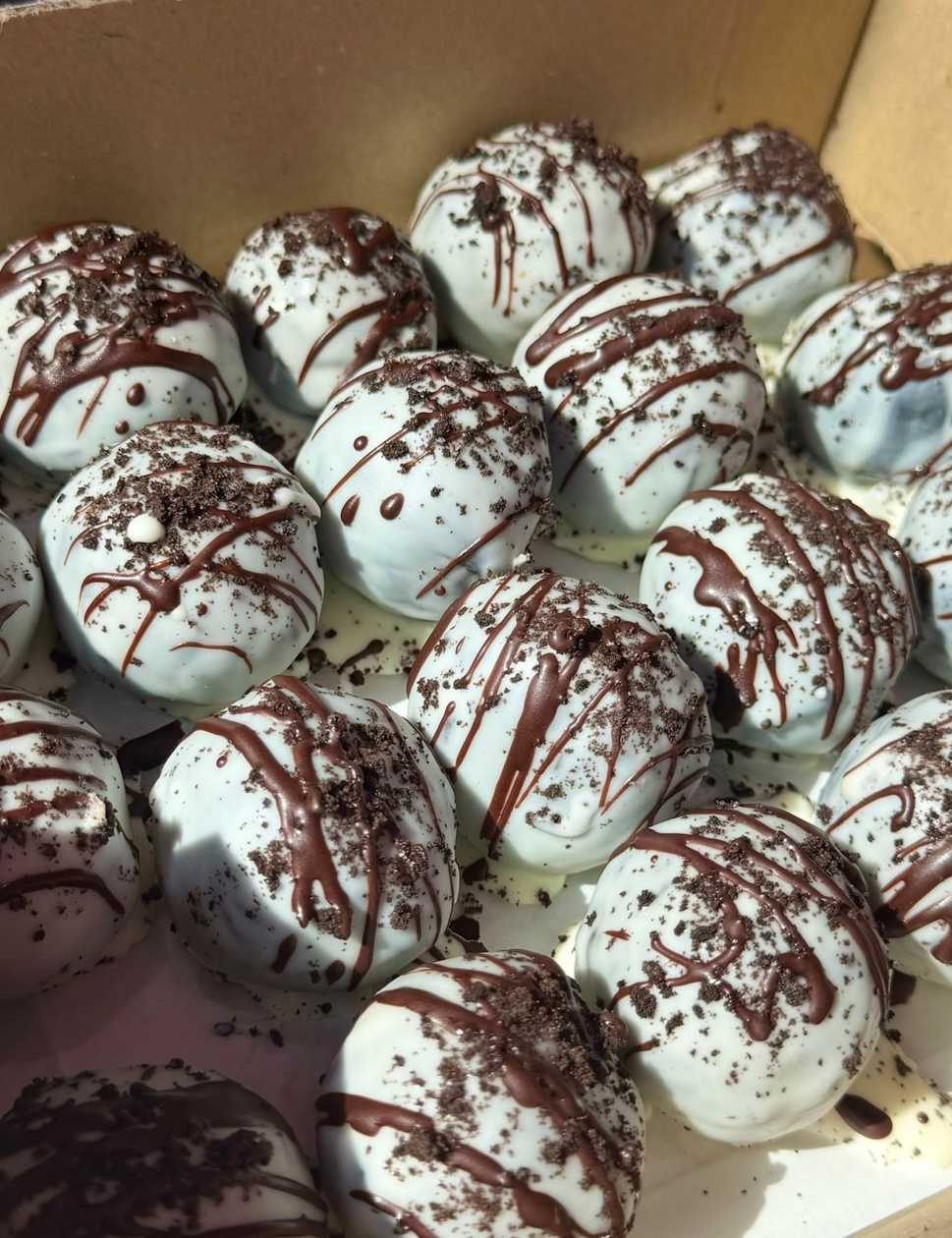 1pc Oreo mini size ball ๐ค๐ค