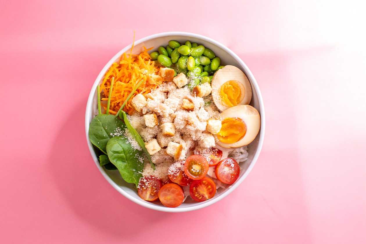 Väike caesari kauss kanaga