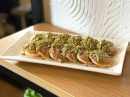 Mini Pancakes with Pistachio Cream