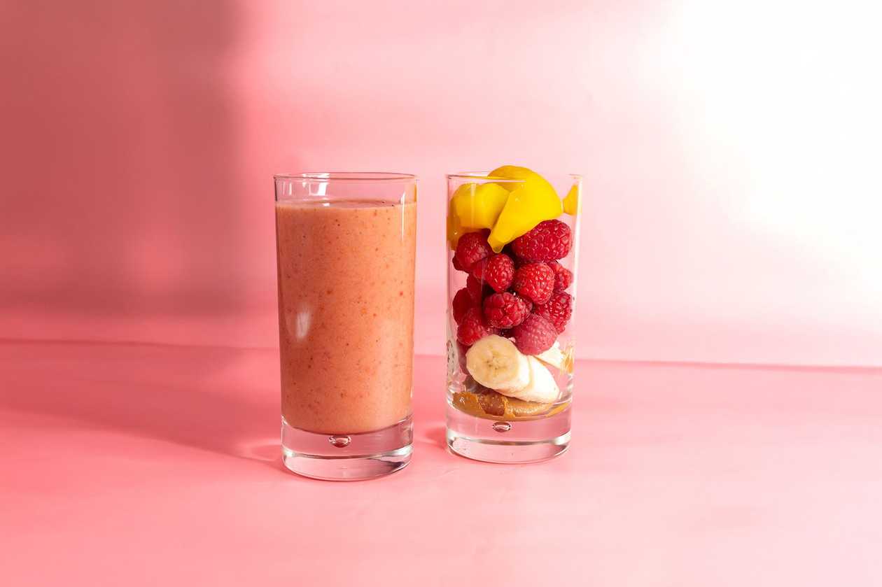 Vaarika-maapähklivõi smuuti