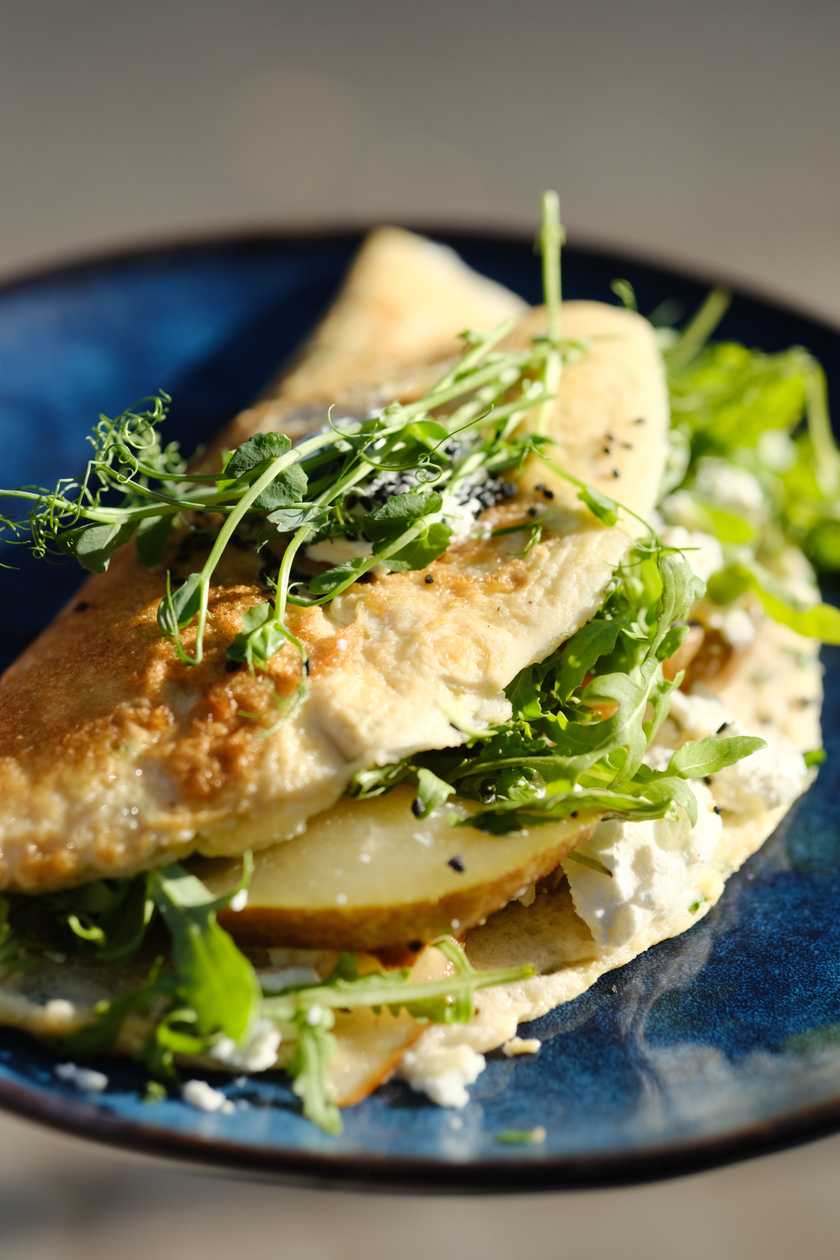 3 EGG OMELETTE WITH GOAT CHEESE & PEAR  (GF)