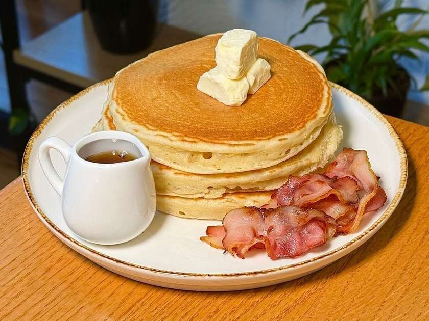 Pancakes with Bacon and Maple Syrup