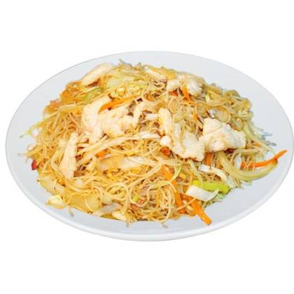 8. Smažené Rýžové Nudle s Kuřecím Masem