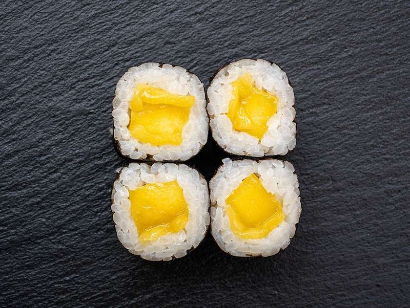 Mango Maki 8 Pcs