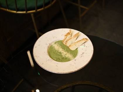 Cream of broccoli and spinach soup