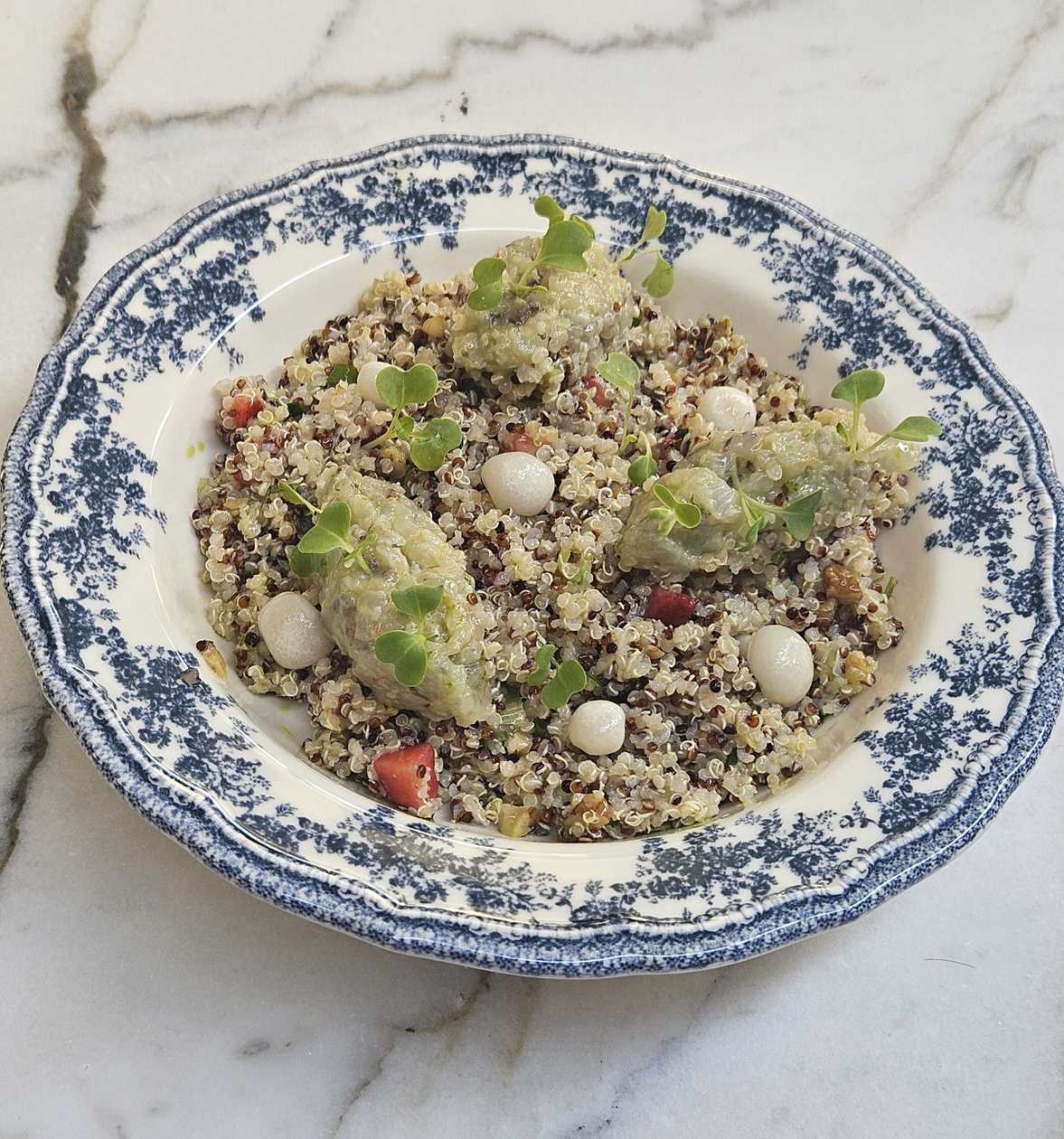 πQuinoa With Shrimp Tartar