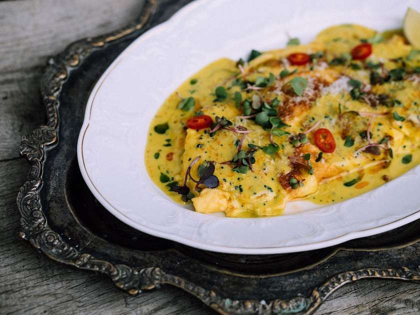 Omelet with Curry Beurre Blanc Sauce