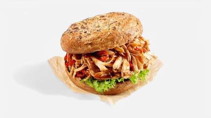 Pulled pork burger, coleslaw, french fries