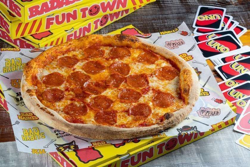 3. CLASSIC PEPPERONI 30 см