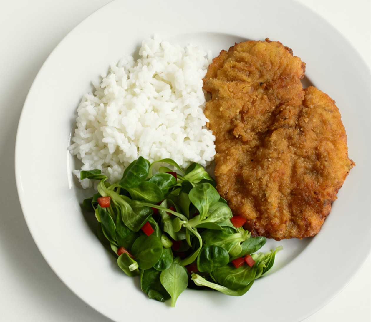 Șnițel de Pui cu Orez cu Legume