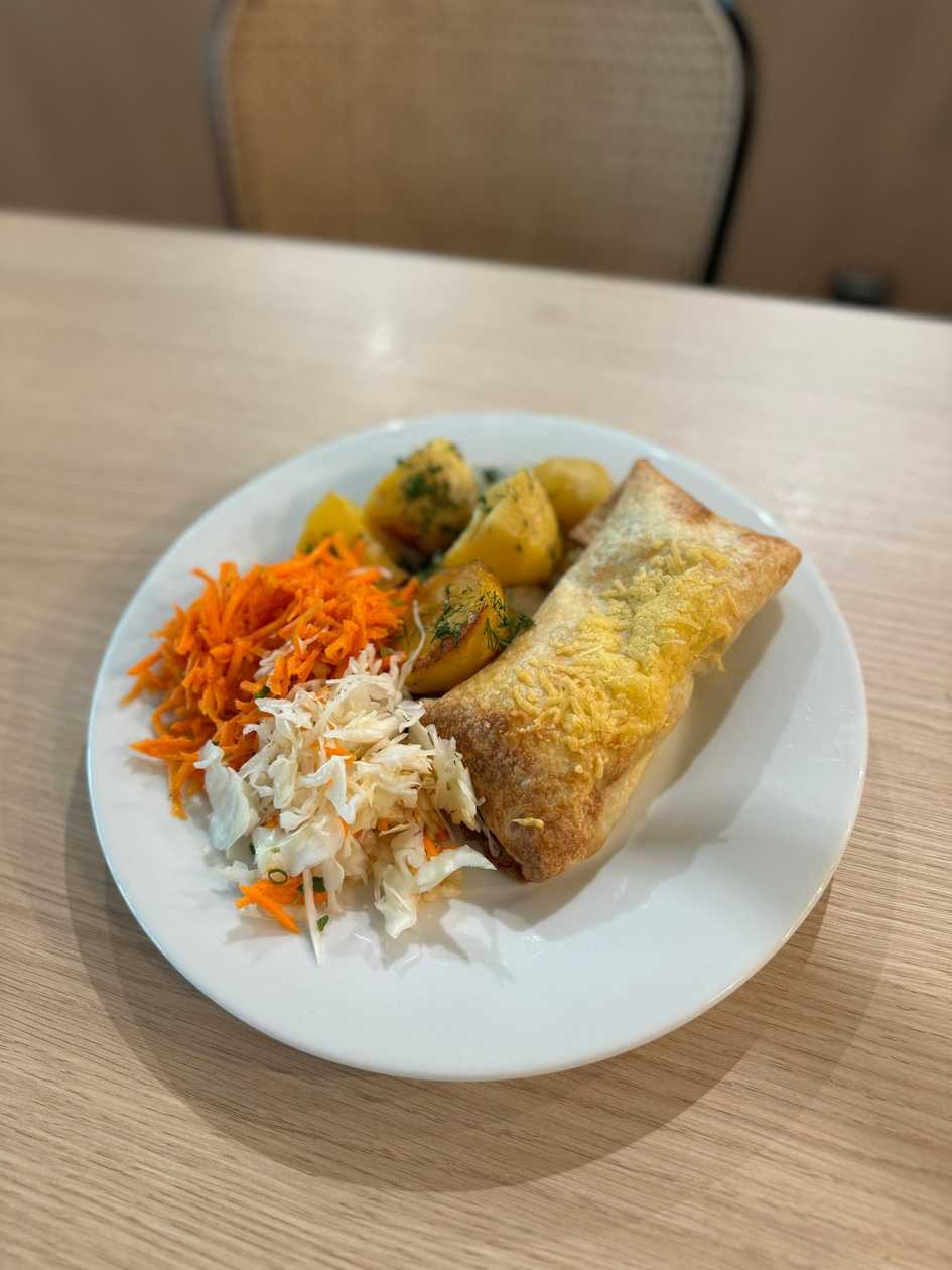 Tortilja ar plucinātu cāli