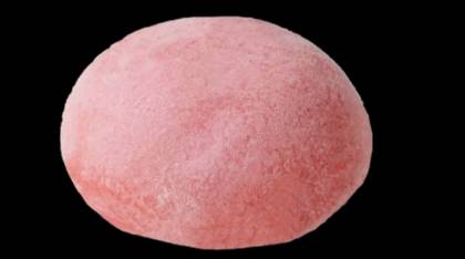 Mochi with Strawberry