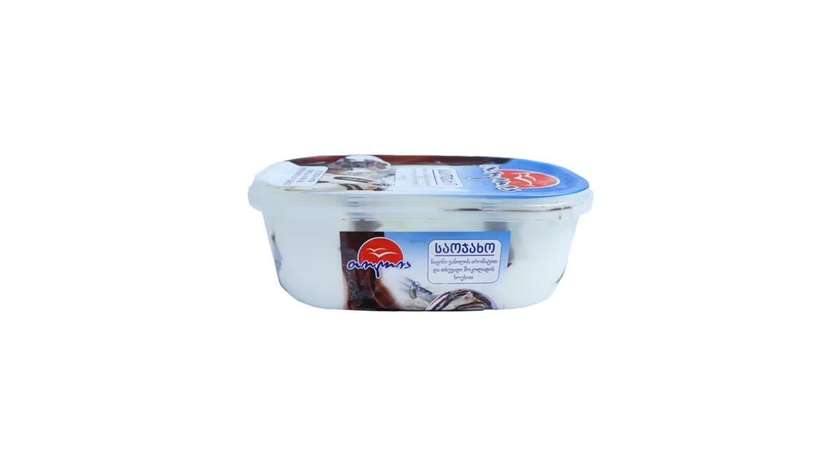 Ice Cream Family “Golia” With Chocolate Sauce 500G