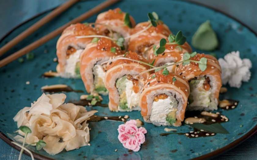 Ikura Roll