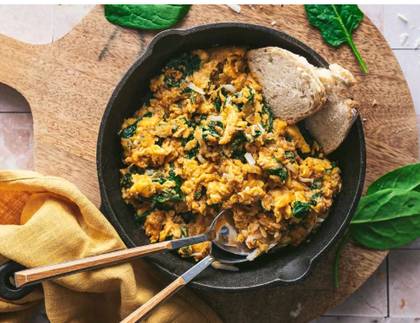 Scrambled Eggs with Farinheira Sausage