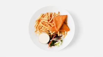 Fried cheese with our tartar sauce, potatoes or fries