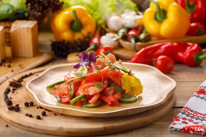 Salată de Legume Proaspete