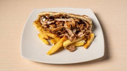 Chicken Gyros Cypriots Pita