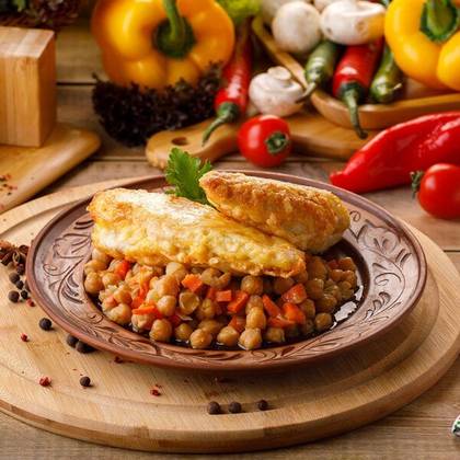 Piept curcan crustă cașcaval naut leg