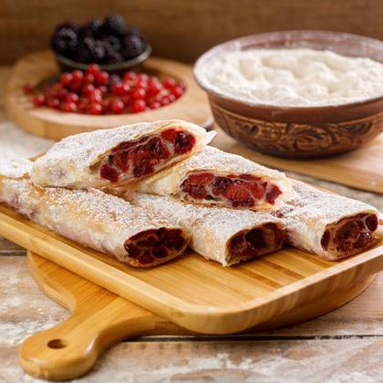 Învârtită cu Vișină