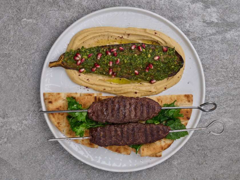 Jehněčí kebab s pitou