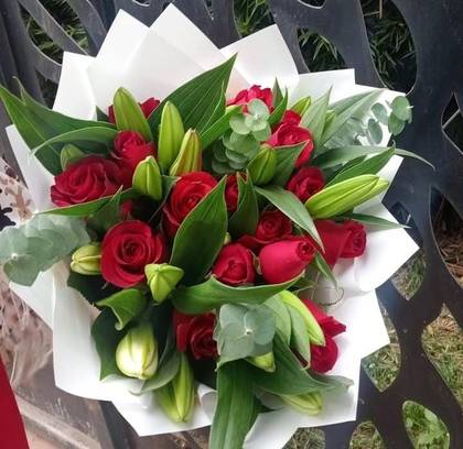 Lilies with Red Roses Bouquet