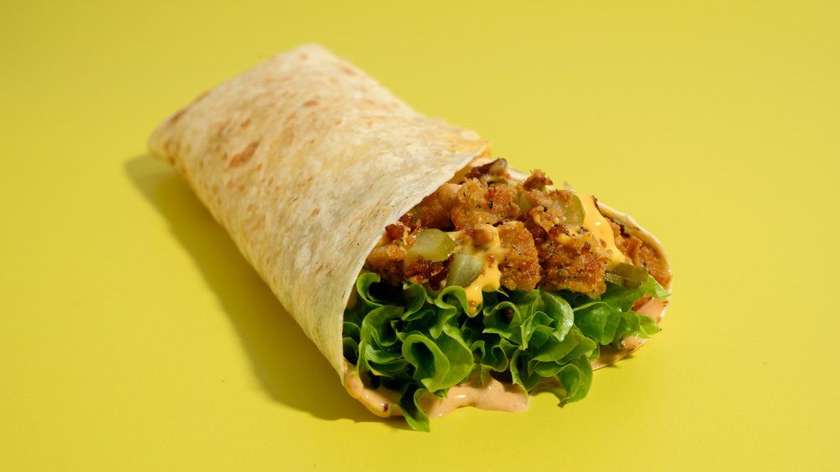 22. Crispy Chicken Wrap 🍗🌯