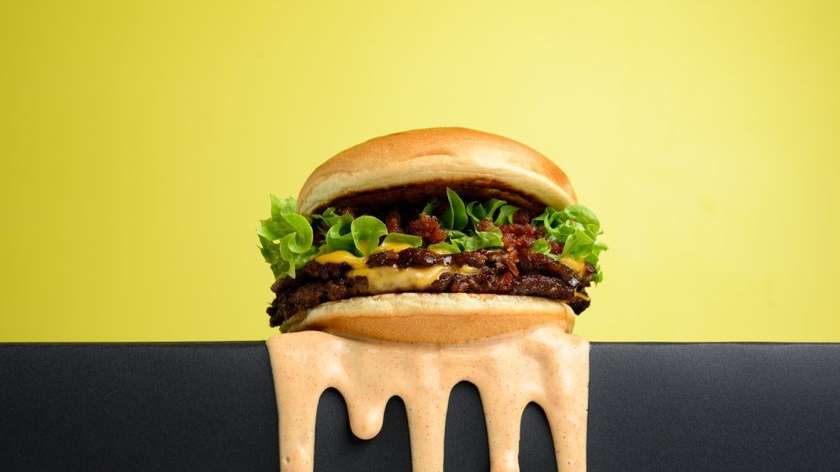 14. Smash Me Baby Burger 🍔😋